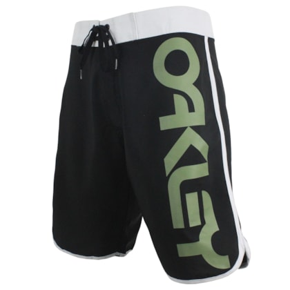 Bermuda Oakley Curve Color Blackout