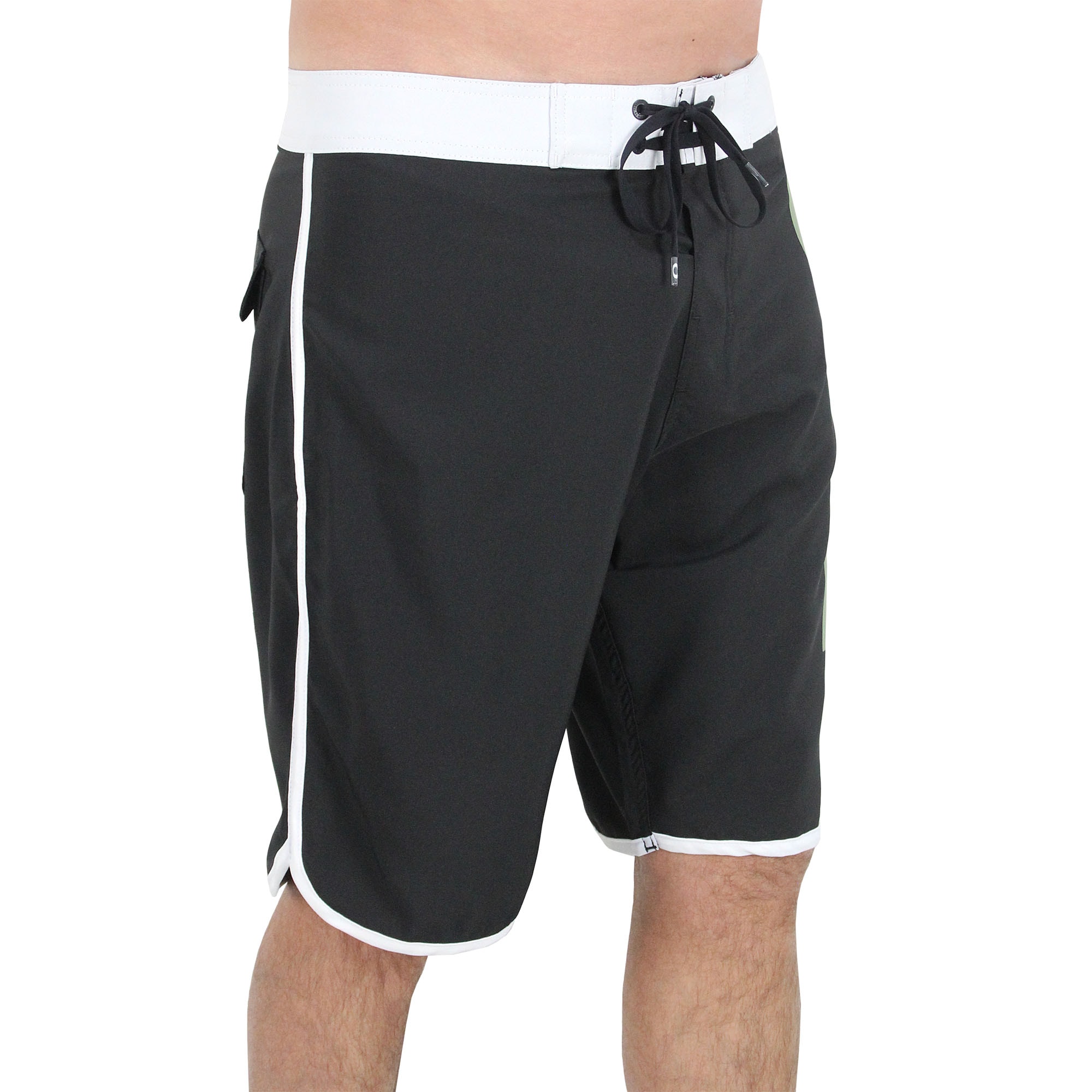 Bermuda Oakley Curve Color Blackout