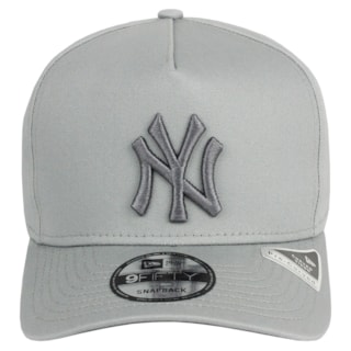 Boné New Era 9Fifty New York Yankees Silver Wing Importado