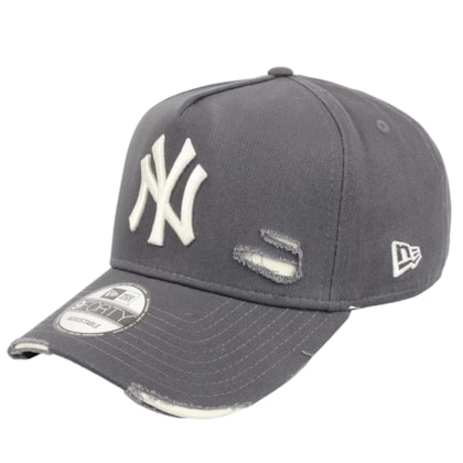 Boné New Era 9Forty Destroyed MLB New York Yankees Strapback Grey Boné New Era 9Forty Destroyed MLB New York Yankees Strapback Grey