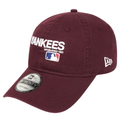 Boné New Era 9Twenty Destroyed MLB New York Yankees Strapback Wine