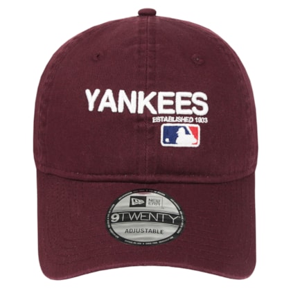Boné New Era 9Twenty Destroyed MLB New York Yankees Strapback Wine