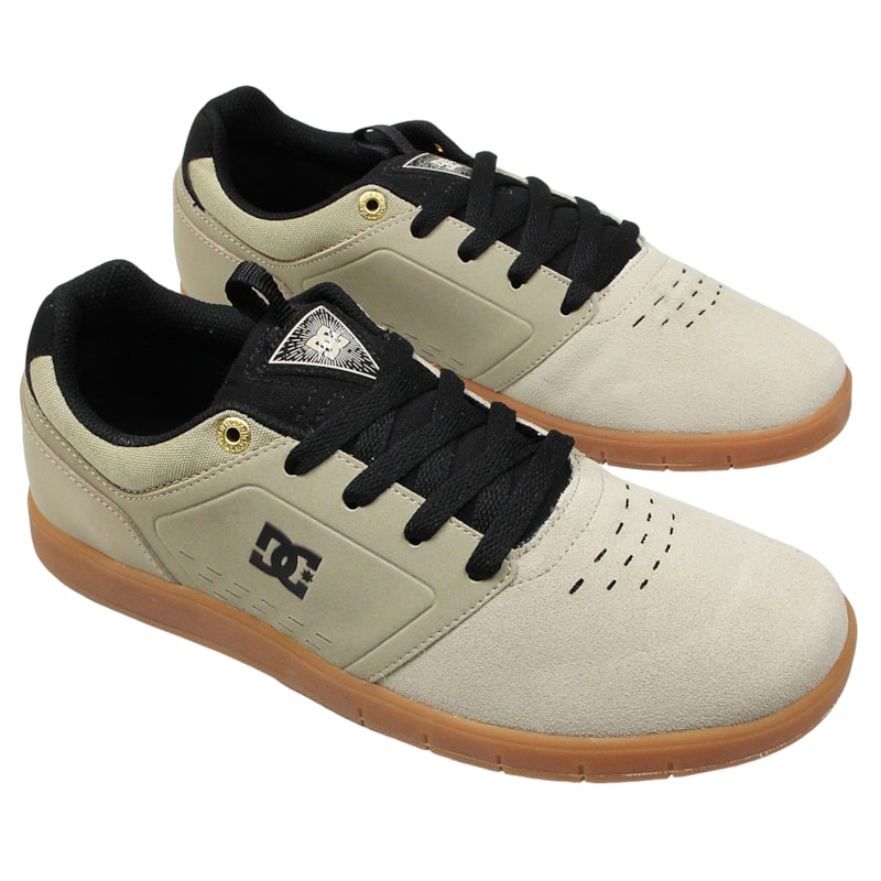 dc shoes tan